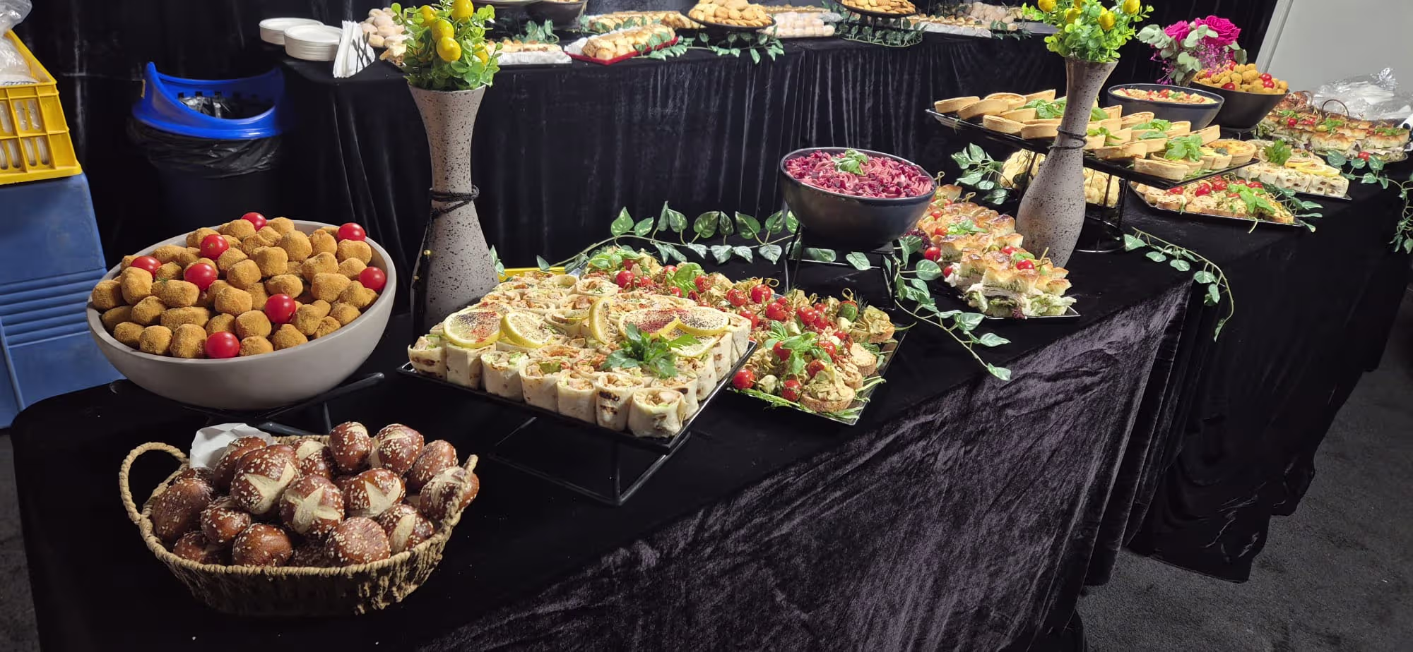 Bufetul de hospitality pregătit pentru KIMARO Festival 2025
